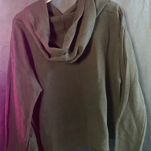 Justice sweater - Picture 2 of 2